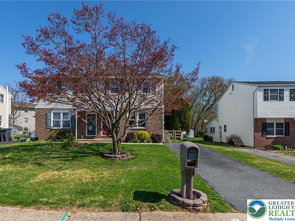 2nd image of 3143 Clifton Ave