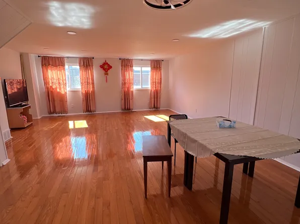 1100 Master St, Philadelphia, PA 19122