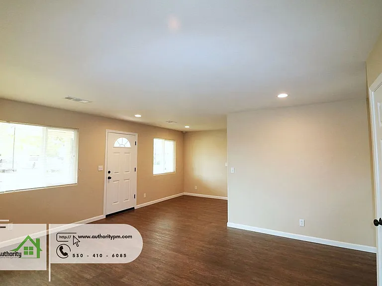 3653 Polaris Way — Photo 9