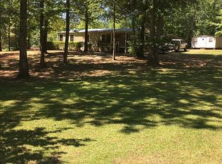 1074 Lakeview Ln, Tignall, GA 30668