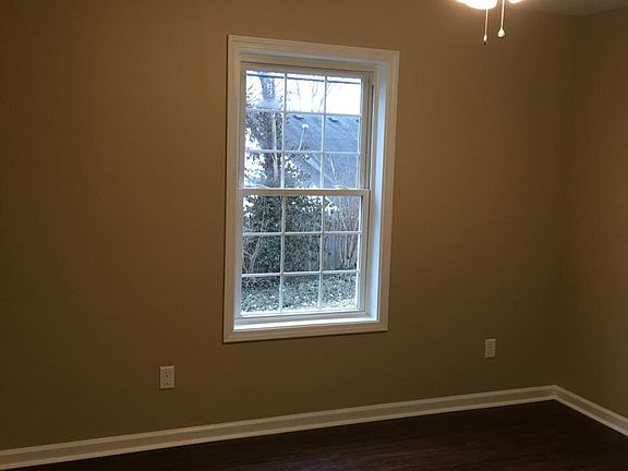 5th image of 3809 Duffy Ct APT C