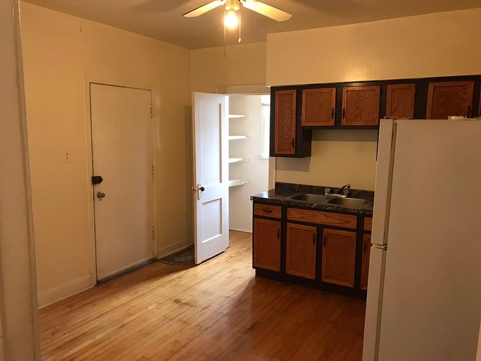 1st image of 3156 W Cullom Ave