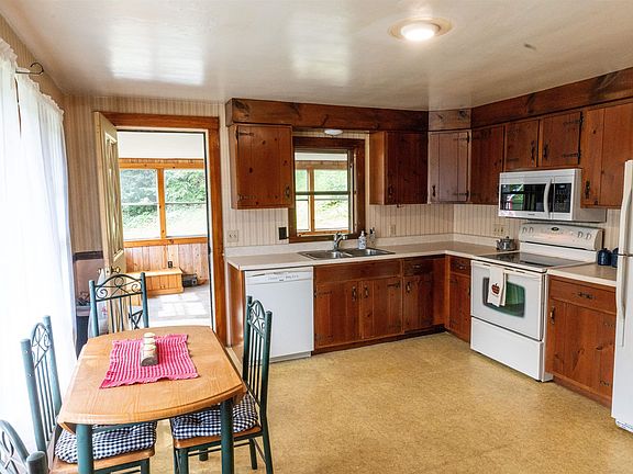 2nd image of 7 Blanchard Drive