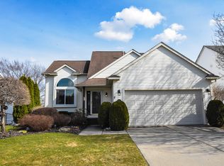 1256 Pin Oak Blf, Howell, MI 48843