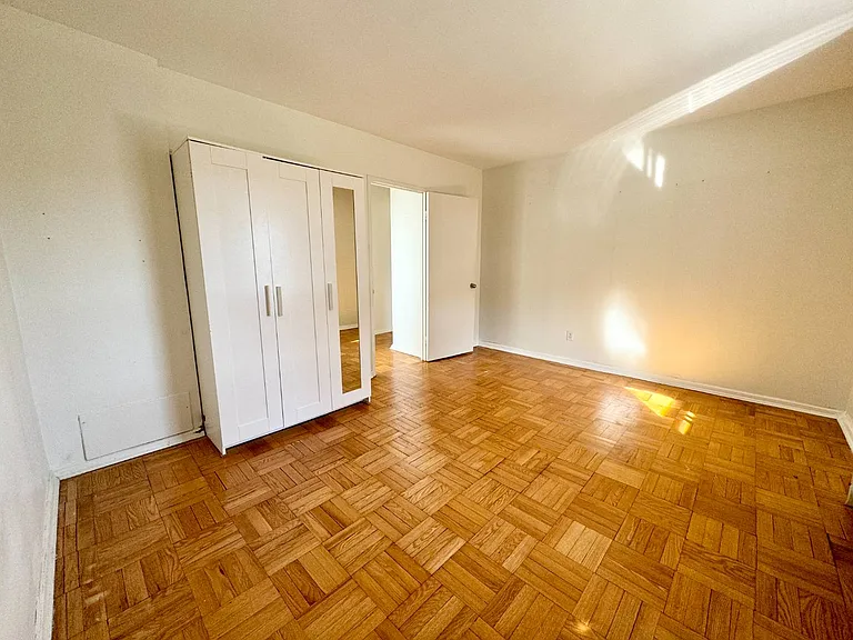 2696 Lake Shore Blvd W #16 — Photo 10