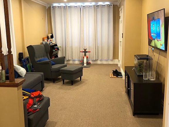 3rd image of 8418 109th Ave Floor 1