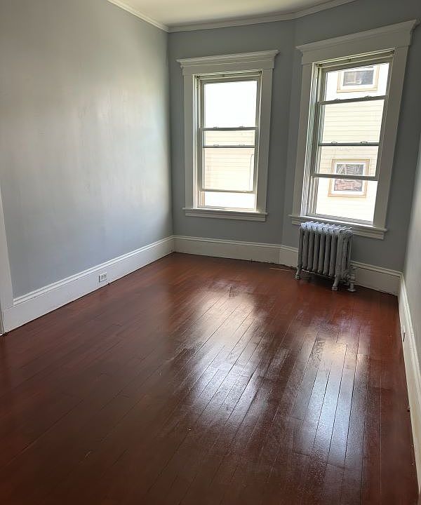 1st image of 172-174 South St #2R
