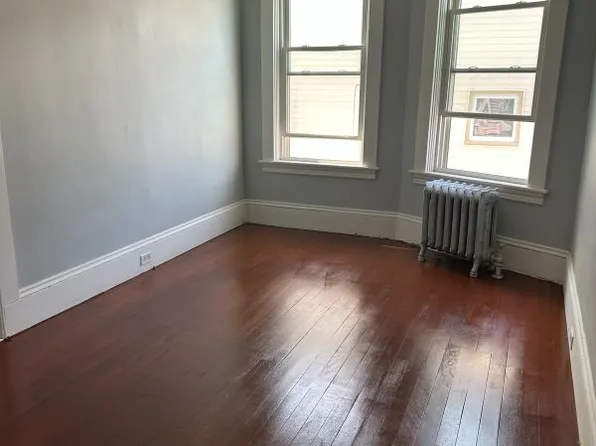 172-174 South St #2R, Fitchburg, MA 01420