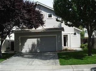 6483 Laguna Mirage Ln, Elk Grove, CA