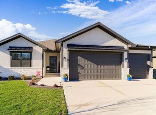 314 Cold Water Ln, Raymore, MO 64083