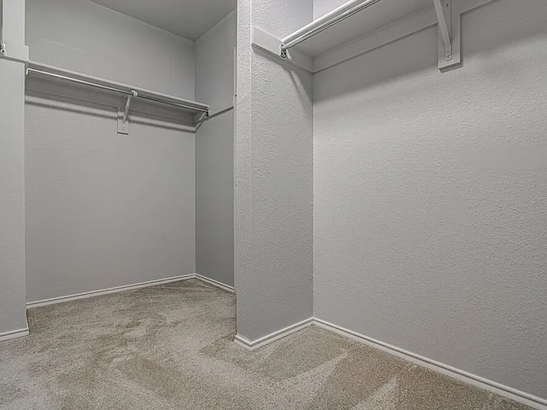 13005 Muldoon Dr — Photo 24