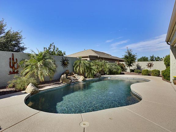 2nd image of 27083 W Tonopah Dr