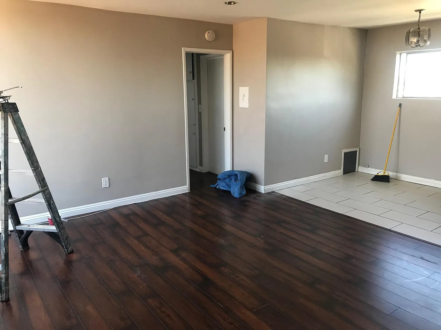 2 bed, 750 sqft, $2,488 — Photo 2