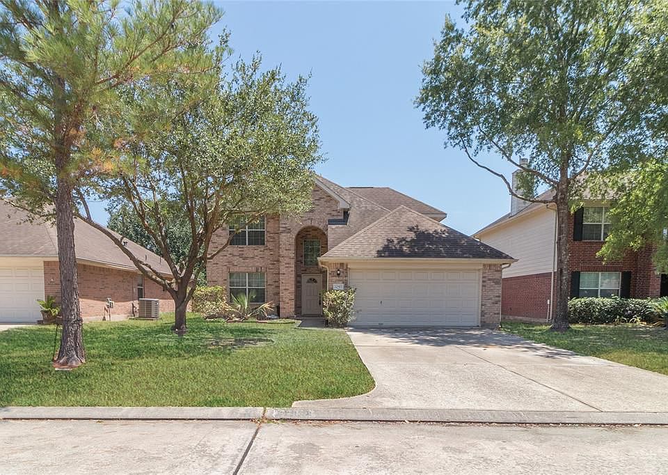 1st image of 22872 Lantern Hills Dr