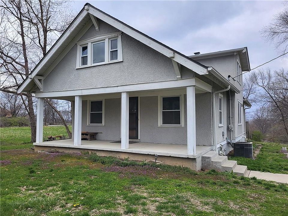 1st image of 5012 Metropolitan Ave