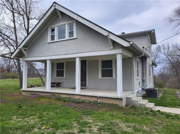 5012 Metropolitan Ave, Kansas City, KS 66106