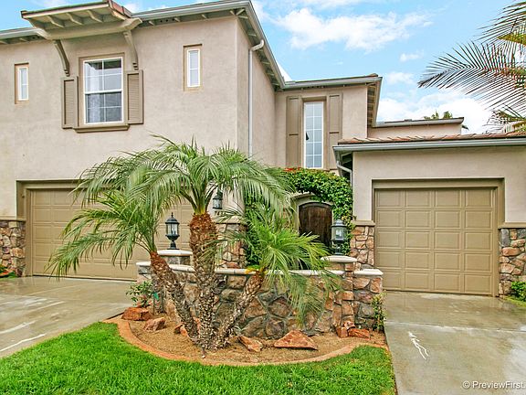 front  easy to maintain yard