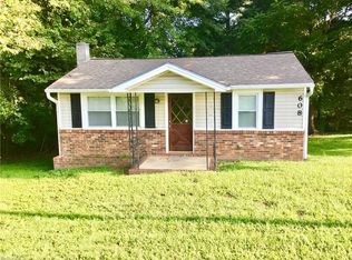 608 Sunset Dr, Randleman, NC 27317