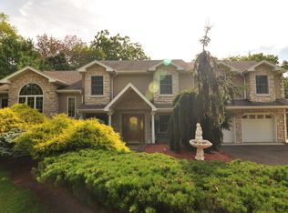 837 Cambridge Rd, River Vale, NJ 07675