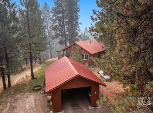 33 Upper Fitchs Point Rd, Garden Valley, ID 83622