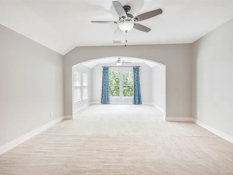 1207 Nagle St — Photo 19