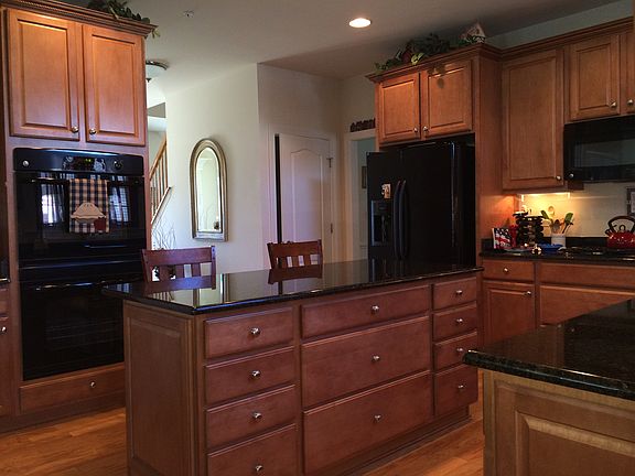 Island in Kitchen
