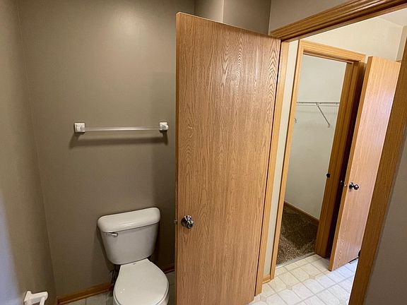 5th image of 2907 Alyssa St