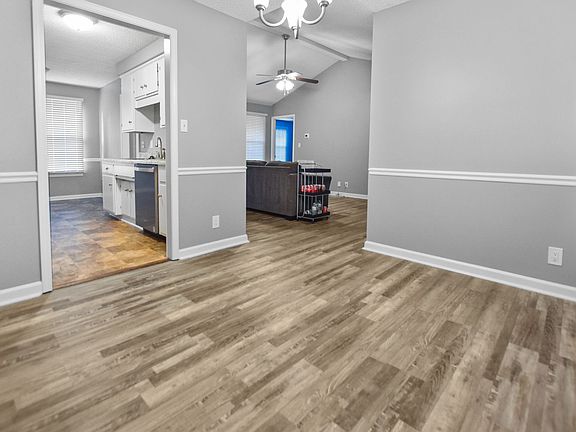 2nd image of 2664 Keyland Dr