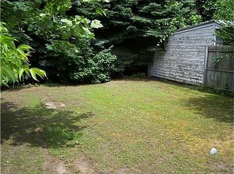 2nd image of 705 Hess Ave