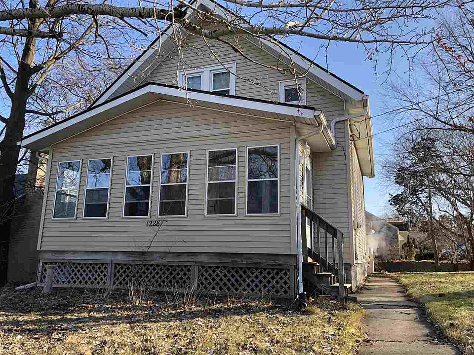 1st image of 1228 28th St
