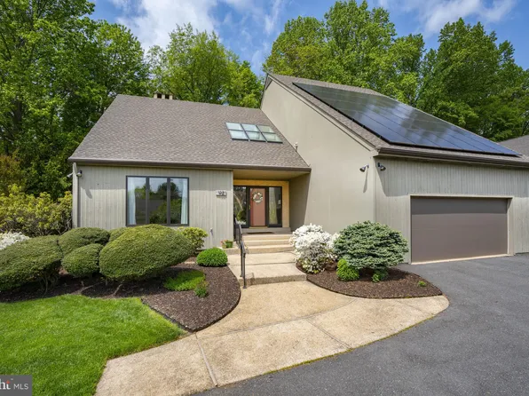 102 Bellant Cir, Wilmington, DE 19807