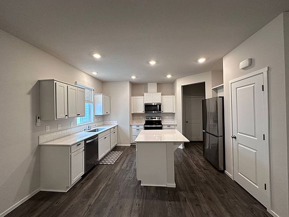 5th image of 2635 NE 116th Pl