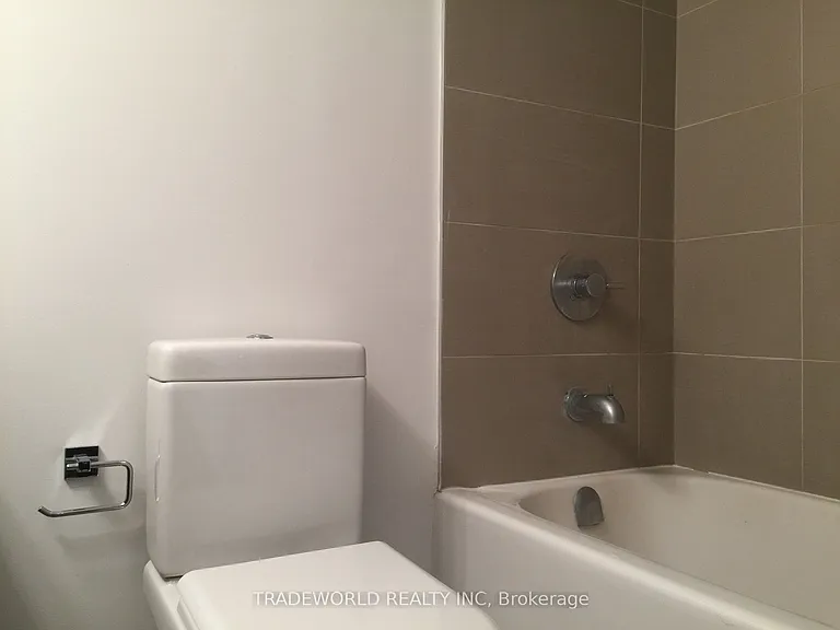 155 Yorkville Ave #1415 — Photo 8