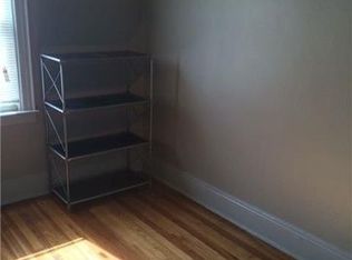 7832 74th St, Glendale, NY 11385