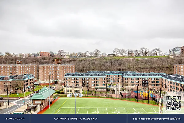 Rented by The Blueground | media 5