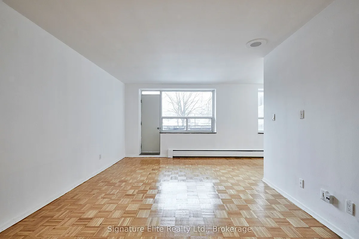Building Photo - 1765 Lawrence Ave E #207