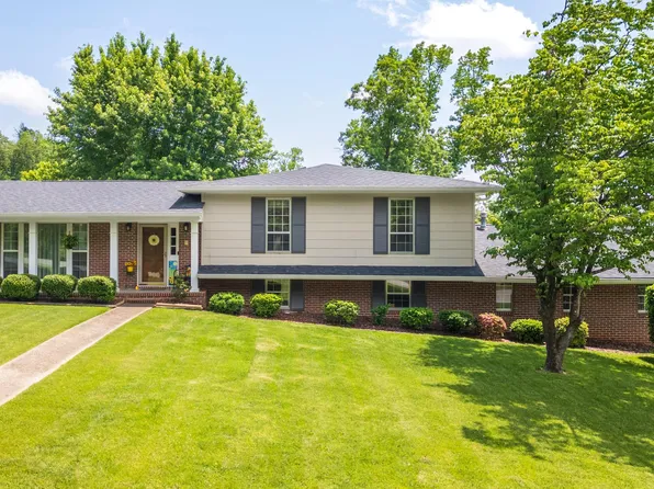 2896 Old Britain Cir, Chattanooga, TN 37421