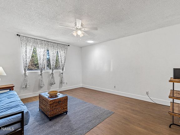 4th image of 4367 E Hollygreen Rd