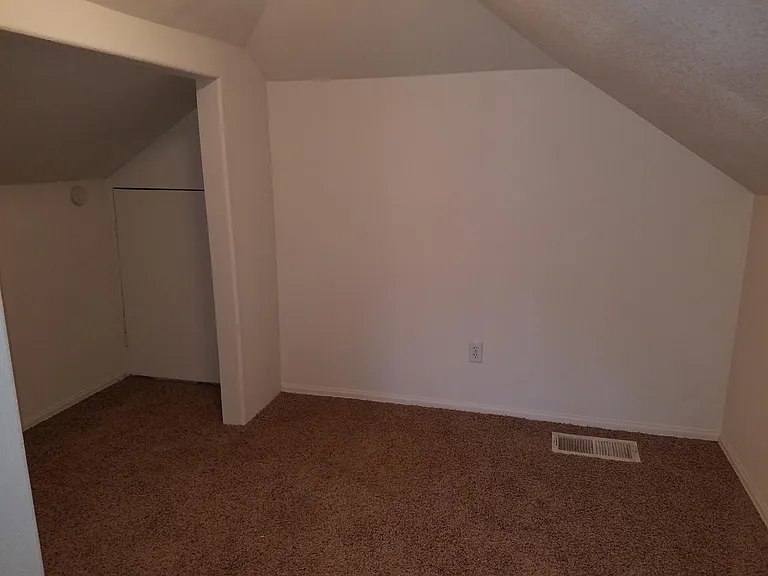125 S Denver Ave — Photo 15