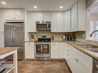23209 Village 23, Camarillo, CA 93012