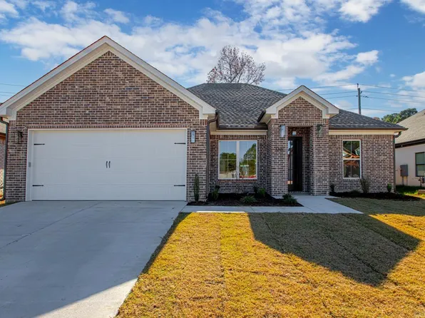 3881 Spencer Crossing Dr, Benton, AR 72019