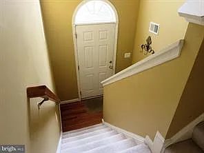 1308 Saunders Dr — Photo 3