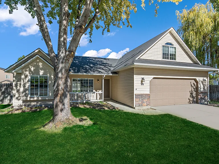 178 E Northridge Ct — Photo 23