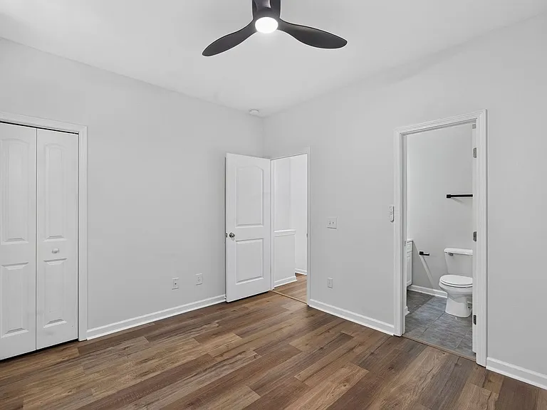993 Downey Branch Ln — Photo 10