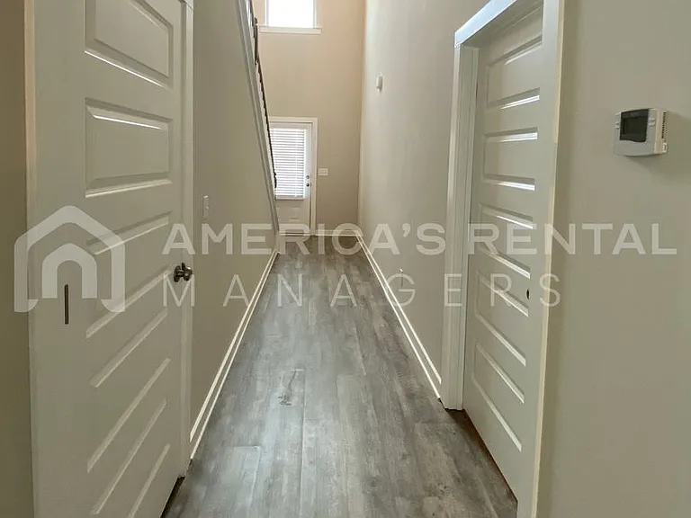 490 Ridge View Cir — Photo 9