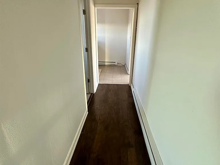 37 N Massachusetts Ave #3 — Photo 10
