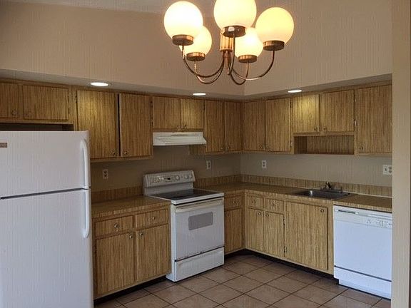 4th image of 12410 SW 112th Ter