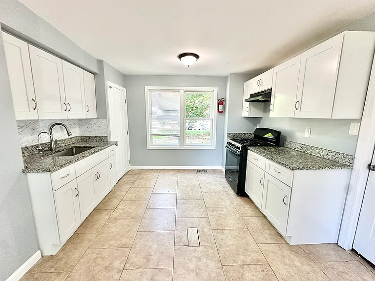 425 Sicklerville Rd — Photo 4