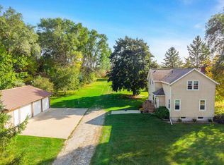 6399 County Rd N, Pickett, WI 54964