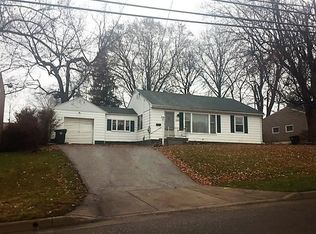 1550 Eastwood Ave, Akron, OH 44305